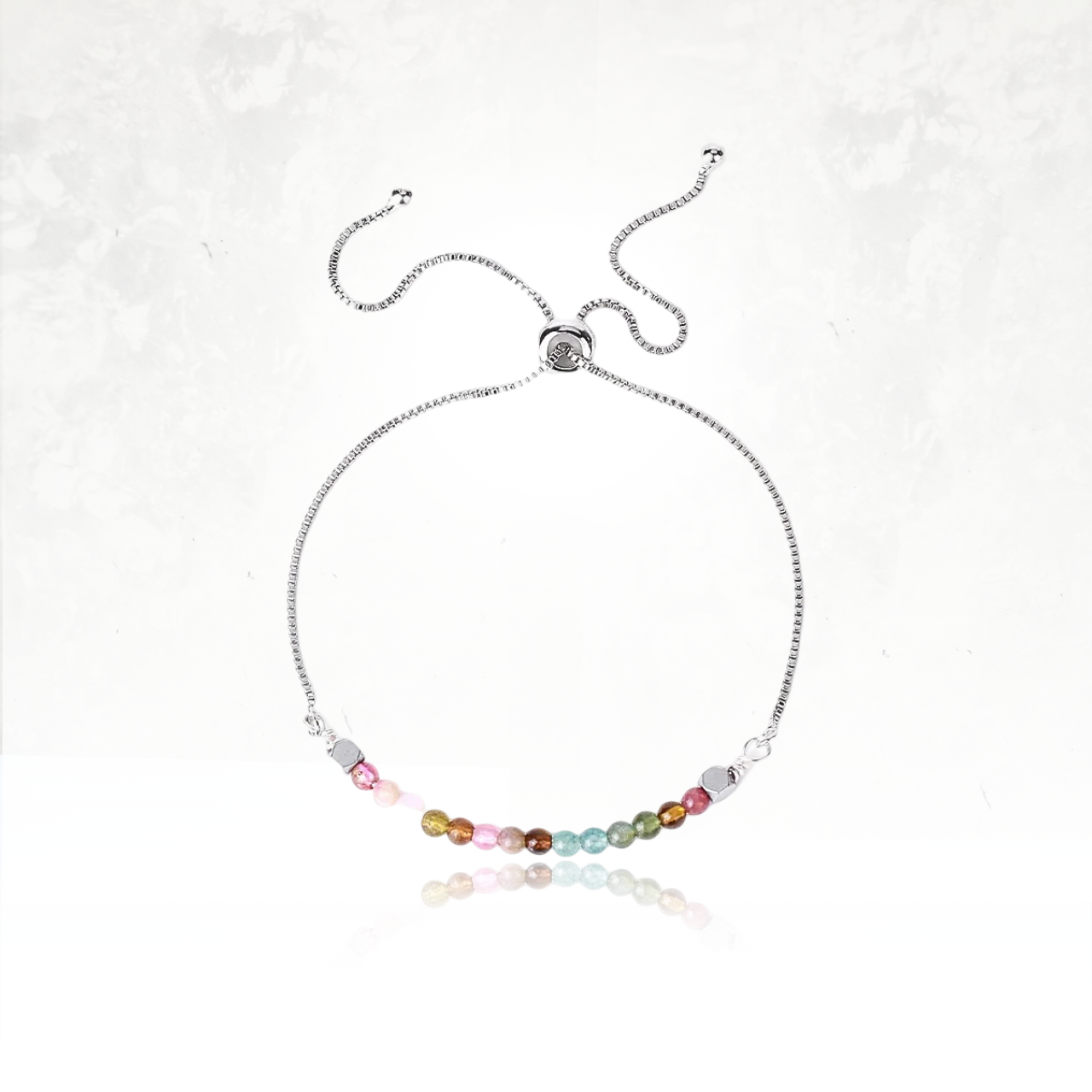 Bracelet réglable argenté avec perles de tourmaline colorée