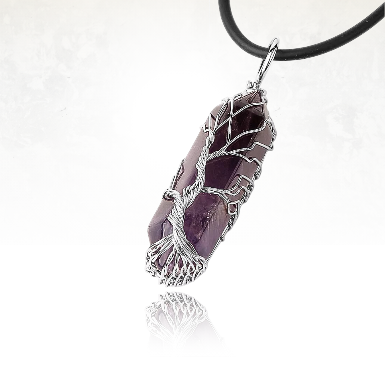 Collier en améthyste et cuivre, symbole de sagesse et de spiritualité.
