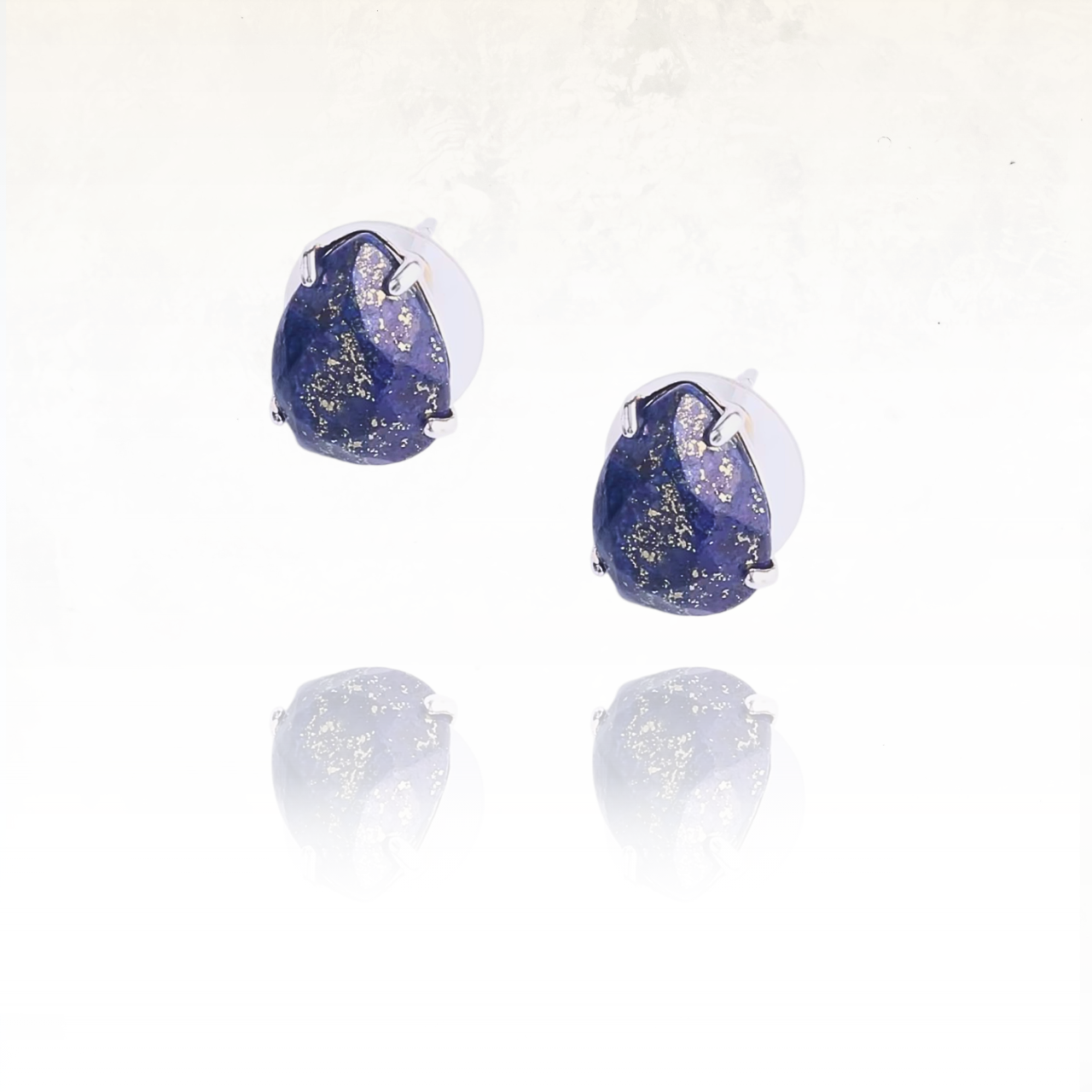 boucles d'oreilles en Lapis Lazuli de couleur bleu foncé élégante et délicate