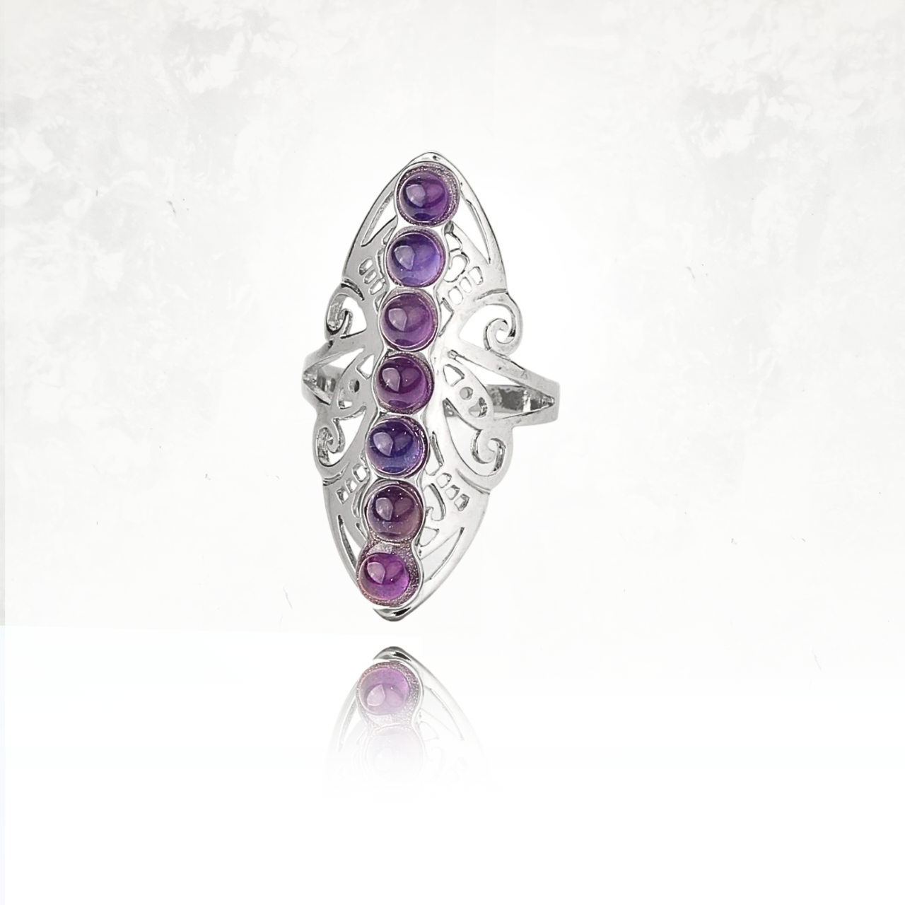 Bague HALLO au design sophistiqué avec pierres naturelles en ligne.