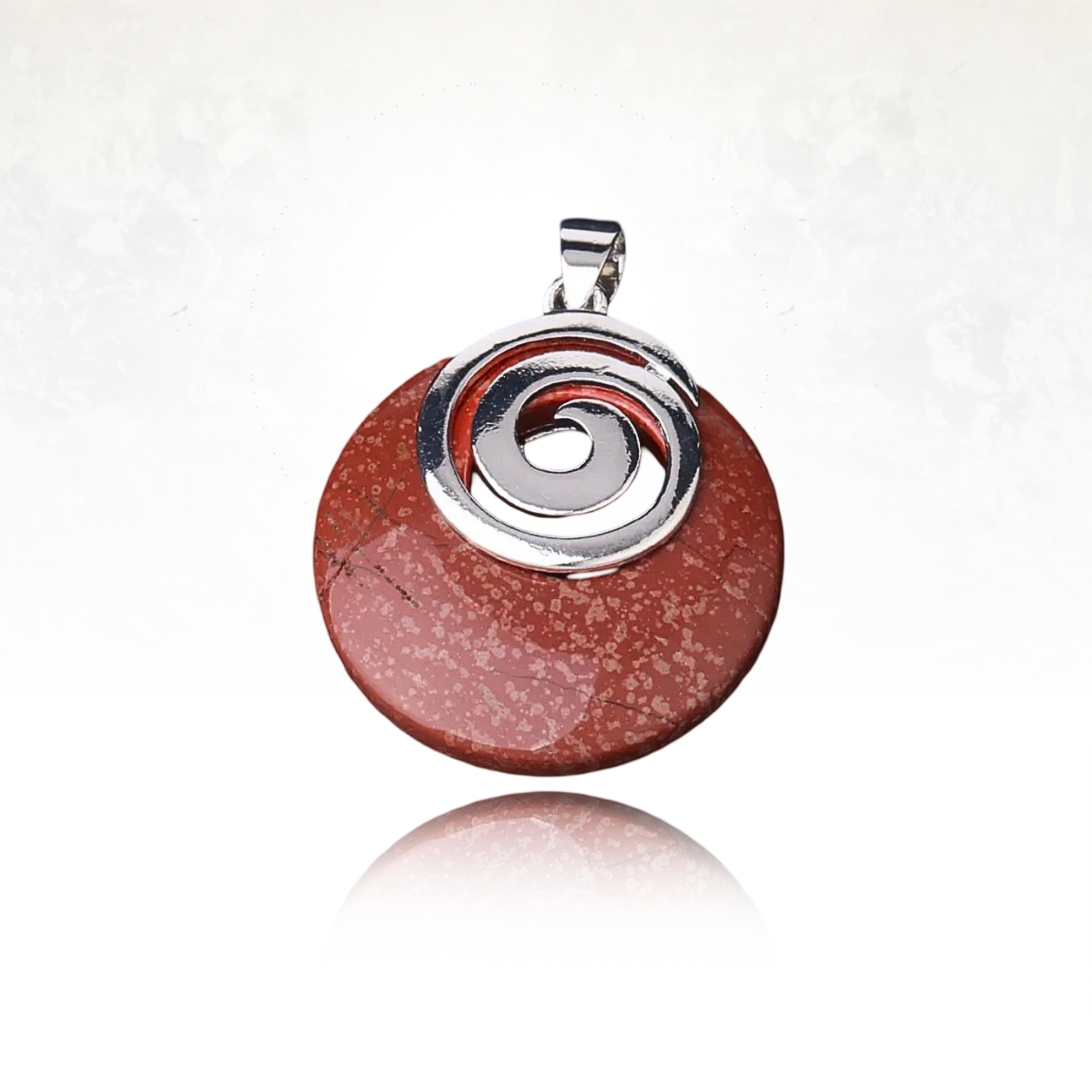 Collier en jaspe rouge avec pendentif en spirale argentée