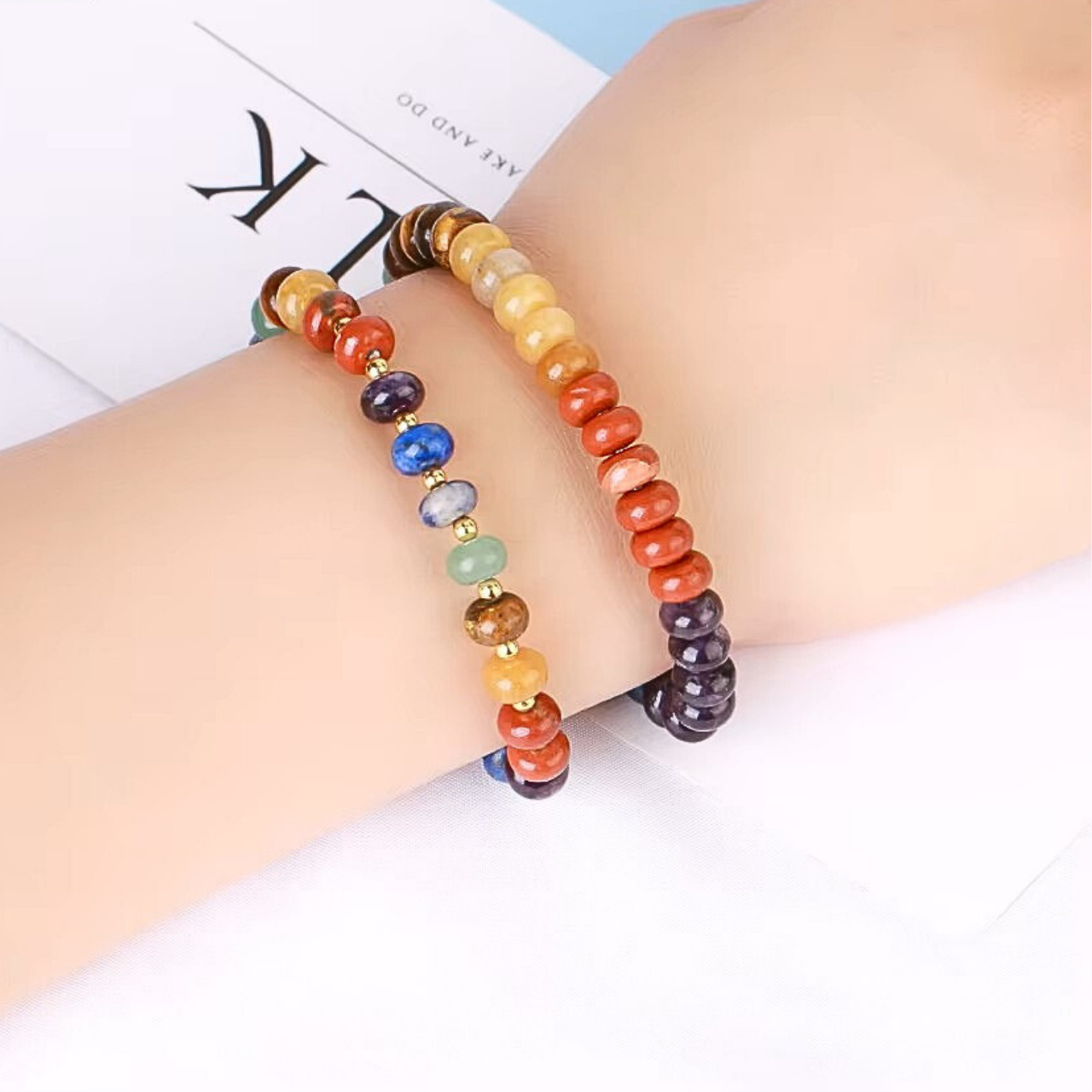 bracelet en pierre naturelle aux couleurs variées