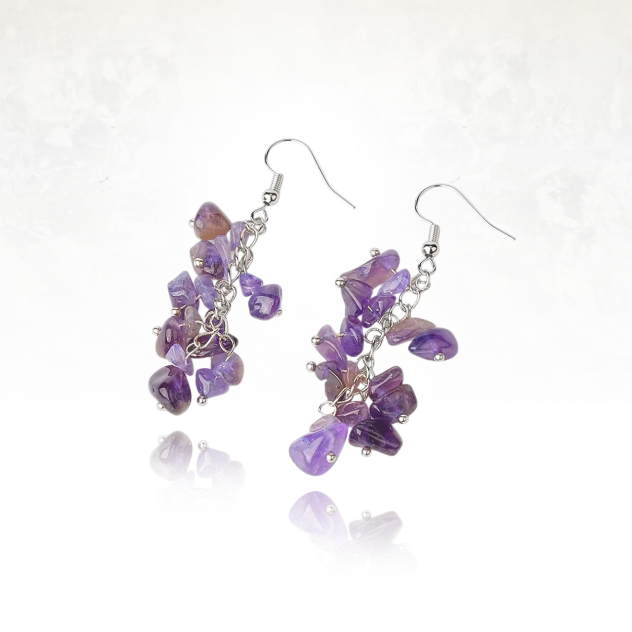Bijoux pendants en pierres naturelles pour un look bohĂšme.