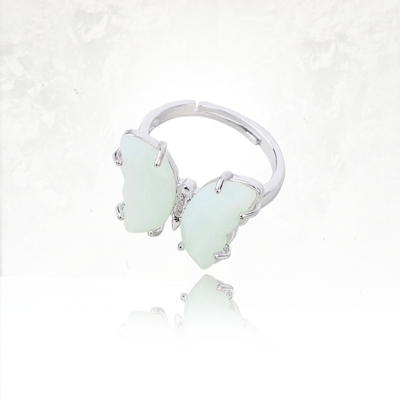 Bague MARIPOSA : un bijou délicat en argent et amazonite pour une touche féérique.