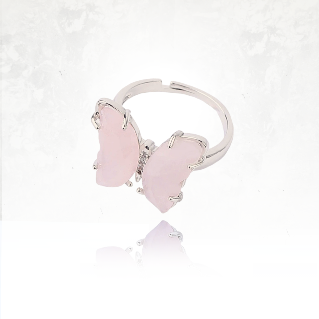 bague en forme de papillon