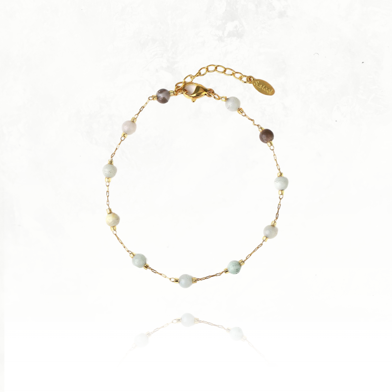 Bijoux en pierres semi-précieuses d'amazonite pour un style raffiné et intemporel.