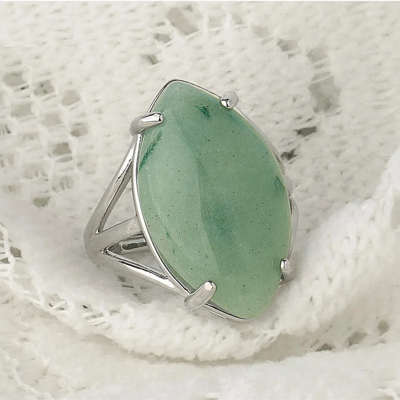 Bijou naturel : bague en aventurine et argent, collection PIEDRAS.
